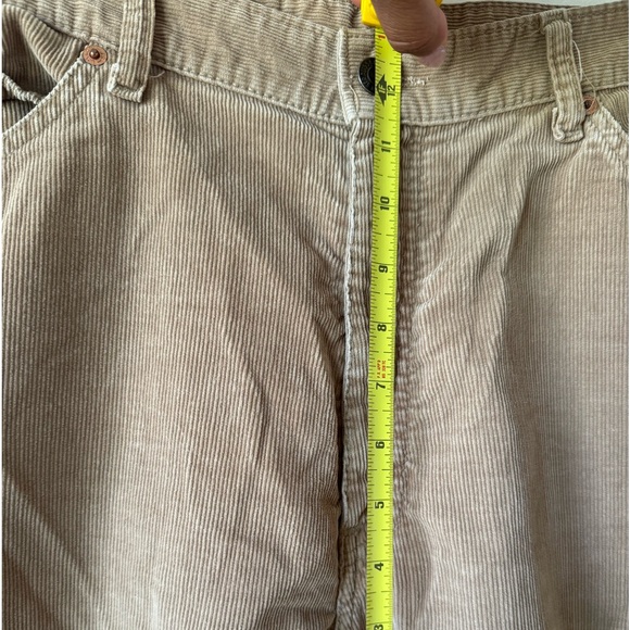 Vintage womens corduroy Levi's pants - Picture 6 of 7